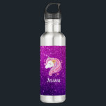 Personalisiert rosa Lila Glitzer Einhorngesicht Edelstahlflasche<br><div class="desc">Ein niedlicher rosa und lila Imitat Glitzer mit eingeschlossener Oberfläche schmückt diese Wasserflasche. So viel Spaß für ein Mädchen. Das ist ein tolles Geburtstagsgeschenk. Personalisieren Sie es mit ihrem Namen. Entworfen für Sie von BlackBerry Boulevard.</div>