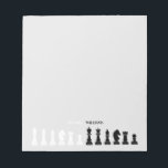 Personalisiert Schach Piece Gray Notizblock<br><div class="desc">Klassisches Schwarz-Weiß-Notizblock für Schachfreunde mit geometrischen Schachfiguren. Modernes Schachdesign</div>