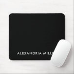 Personalisiert-Schwarz-Minimalistisch-Monogramm Mousepad<br><div class="desc">Fügen Sie dem Arbeitsbereich mit diesem personalisierten, schwarz-minimalistischen Monogramm-Mauspad eine Touch von Raffinesse hinzu. Mit einem weißen Schriftart auf einem soliden schwarzen Hintergrund ist das Monogramm praktisch und stilvoll zugleich. Der rutschfeste Gummifuß sorgt dafür, dass er während der Arbeit bleibe wird, während die glatte Oberfläche mühelos die Mausbewegung ermöglicht. Stellen...</div>