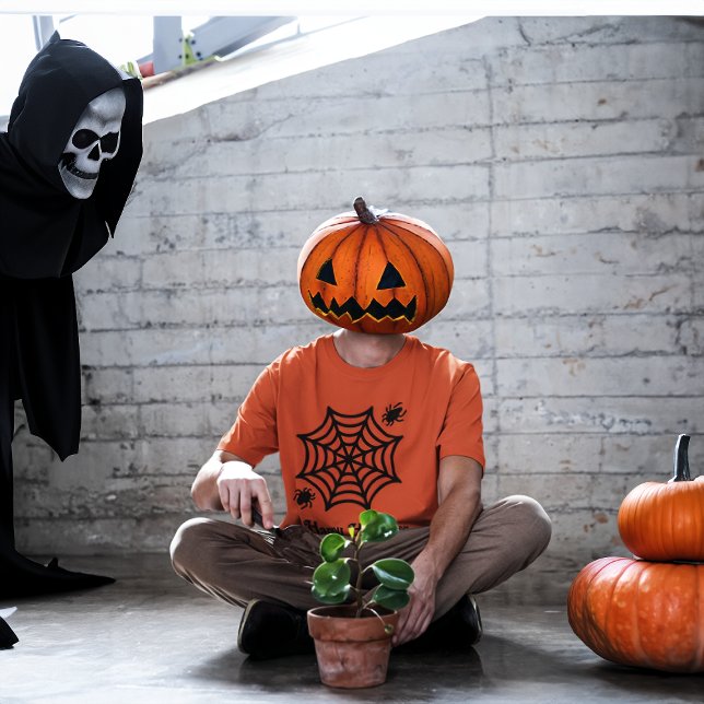 Personalisiert Spiderweb Halloween T-Shirt (Von Creator hochgeladen)