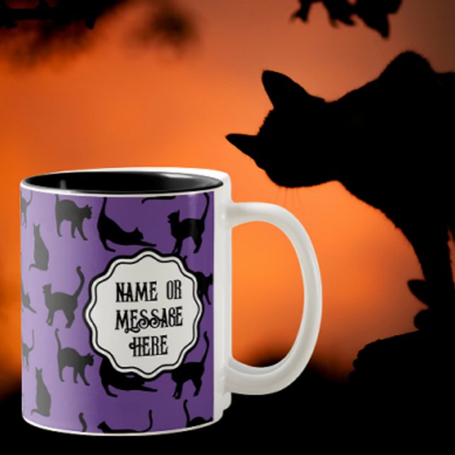 Personalisiert Spooky Lila Halloween-Schwarzkatzen Zweifarbige Tasse (Personalize here!)