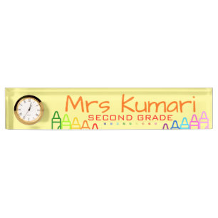 Personalisiert Teacher Crayon Design Namensplakette