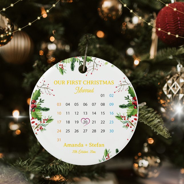 Personalisiert Unser erster Verheirateter Weihnach Keramik Ornament (Personalized Our First Christmas Married Calendar Ceramic Ornament)