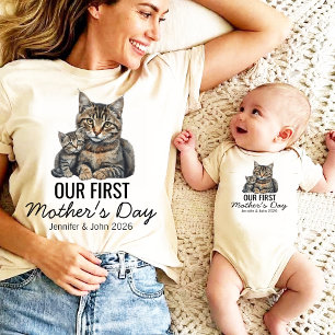 Personalisiert Unsere erste Muttertags-Katze Baby Strampler