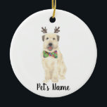 Personalisiert Wheaten Terrier Christmas Rentier Keramik Ornament<br><div class="desc">Ich bin in Liebe mit dieser wunderschön detaillierten Aquarell-Abbildung eines lächelnden Weizenterfahrers mit kleinen Geweih- und Bogen-Krawatte! Personalisieren Sie diese Ornamente und machen Sie die schöne Liste in diesem Jahr! Für die perfekten Geschenke, paaren Sie es mit einem passenden Artikel aus der Kollektion für ein nachdenkliches Hauswärmen, Brautparty, Lehrer, Schwiegermutter,...</div>