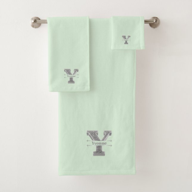 Personalisiert Y Initial Silver Monogram Ihr Name  Badhandtuch Set (Insitu)