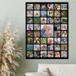 Personalisierte 45 FotoCollage mit Captions Black Poster<br><div class="desc">Erstellen Sie einfach ein personalisiertes Collage Poster oder drucken Sie mit 45 Bildern mit Untertiteln zum Gedenken an einen besondere Anlass, eine Veranstaltung oder einen Meilenstein oder für ein bedeutendes, unvergessliches Geschenk für jeden. Fügen Sie dem großen mittleren Foto einen benutzerdefinierten Titel als Overlay hinzu, oder löschen Sie den Beispieltext,...</div>