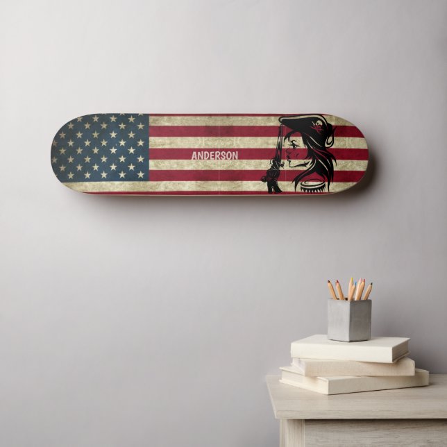 Personalisierte amerikanische Piratenfrau Skateboard (Wandkunst (Horz))