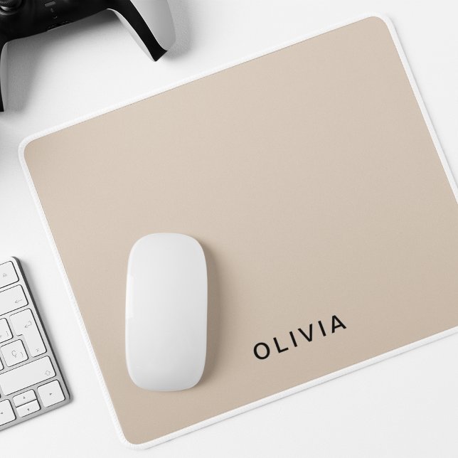 "Personalisierte Beige Monogram Mousepad (Von Creator hochgeladen)