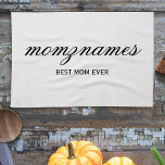 Personalisierte Beste Mama je Kalligrafiebezeichnu Geschirrtuch<br><div class="desc">Feiern Sie die besonderen Mütter in Ihrem Leben mit unserem Personalisierten Design für den besten Kalligraphienamen der Mama, perfekt für Muttertag, Geburtstage oder jede Gelegenheit, Ihre Liebe zu zeigen. Dieses elegante und anpassbare Geschenk ist ideal für alle Mütter - ob sie die weltbeste Mutter aller Zeiten sind, Hundemutter, Katzenmutter oder...</div>