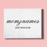 Personalisierte Beste Mama je Kalligrafiebezeichnu Leinwanddruck<br><div class="desc">Feiern Sie die besonderen Mütter in Ihrem Leben mit unserem Personalisierten Design für den besten Kalligraphienamen der Mama, perfekt für Muttertag, Geburtstage oder jede Gelegenheit, Ihre Liebe zu zeigen. Dieses elegante und anpassbare Geschenk ist ideal für alle Mütter - ob sie die weltbeste Mutter aller Zeiten sind, Hundemutter, Katzenmutter oder...</div>