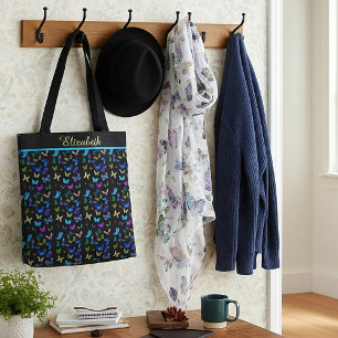 Personalisierte blaue Schmetterlinge auf der schwa