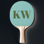 Personalisierte Blue Green Monogram Initials Tischtennis Schläger<br><div class="desc">Mit diesem Personalisierten Ping Pong Paddle können Sie Ihr Spiel ganz individuell gestalten. Dieses Paddel besticht durch eine kühne, zeitgenössische Typografie in Blau- und Grüntönen und präsentiert Ihre persönlichen Initialen in einem sauberen, stilvollen Design. Dieses elegante Paddel eignet sich hervorragend, um Ihren Spielen eine persönliche Touch hinzuzufügen oder als nachdenkliches...</div>