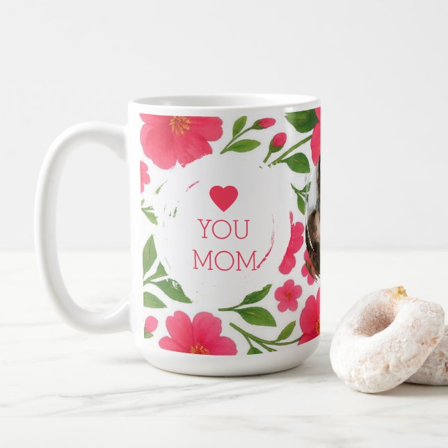 Personalisierte Blumenroter Tasse - Liebe Mama (Mit Donut)