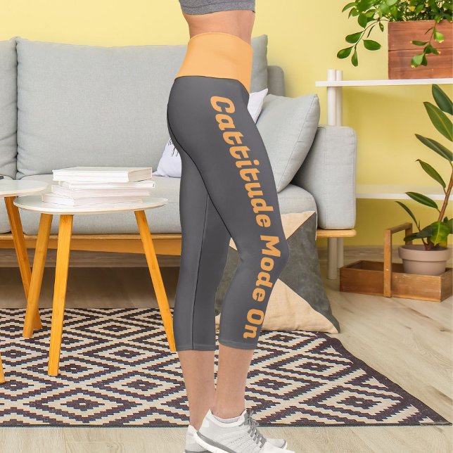 Personalisierte Bright Orange Dunkelgrau, kundensp Capri Leggings (Von Creator hochgeladen)