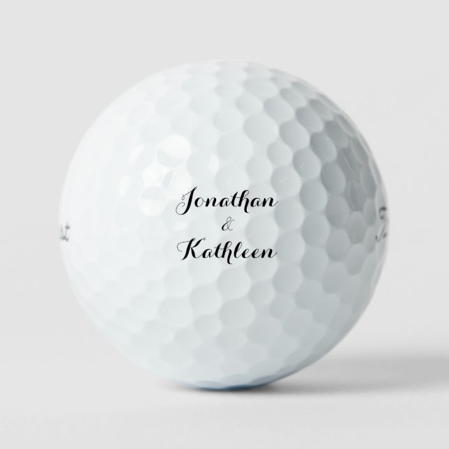 Personalisierte Couple Names Script Titleist Pro V Golfball (Vorderseite)