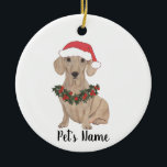 Personalisierte Dackel (glatt, rot) Keramik Ornament<br><div class="desc">Machen Sie die schöne Liste in diesem Jahr mit einem personalisierten Ornament Ihrer Lieblings-kleinen glatten roten Dackel Elf! Für die süßesten Geschenke,  paaren Sie es mit einem passenden Kunstdruck oder einem anderen Artikel aus meiner Sammlung!</div>