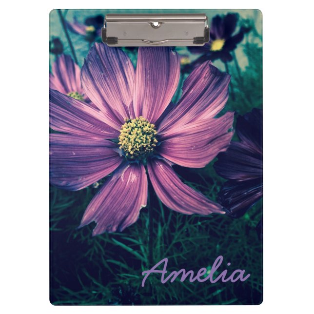Personalisierte dunkelviolette Blumen Klemmbrett (Vorderseite)