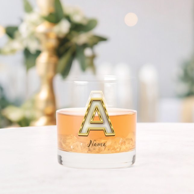Personalisierte Erstmalige Monogramm-Gold-Typograf Whiskyglas (Insitu (Hochzeit))