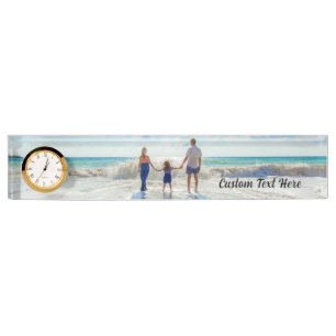 Personalisierte Familienfoto-Schreibtisch-Uhr mit Namensplakette