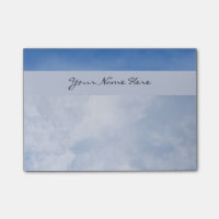 Personalisierte flaumige Wolken und blauer Himmel