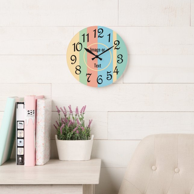 Personalisierte gestreifte Uhr (Lesesaal)