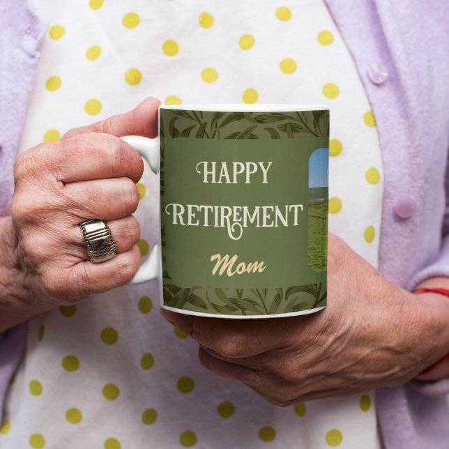 Personalisierte glückliche Altersvorsorge Geschenk Kaffeetasse (Personalized Happy Retirement Gifts for Mom Green Coffee Mug)
