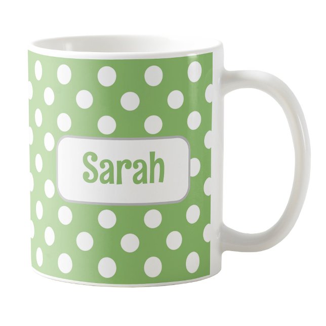 Personalisierte Green Polka Dot Tasse (Personalized Green Polka Dot Mug at Amy's Coffee Mugs on Zazzle. )