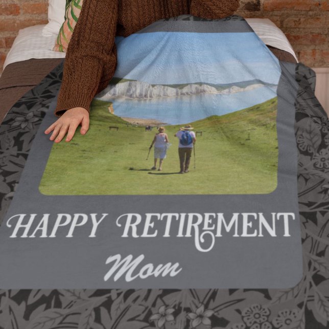 Personalisierte Happy Retirement Geschenke für Mam Fleecedecke (Von Creator hochgeladen)