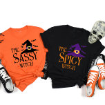 Personalisierte Hexe-Matching Halloween-Freund T-Shirt<br><div class="desc">Feiern Sie die Magie von Halloween mit unserem Personalisierten Hexenmeister Halloween Friend T - Shirt. Ideal für Gruppen von Freunden oder Familienmitgliedern, die gewollt haben, gemeinsam ihren spukhaften Geist zu zeigen, bieten diese benutzerdefinierten Halloween-Shirts ein skurriles Hexendesign, das mit dem Namen jeder Person personalisiert werden kann. Egal, ob Sie ein...</div>