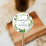 Personalisierte Hochzeit im Wasserfarbenbereich Runder Aufkleber<br><div class="desc">Stilvolle botanische Hochzeitsaufkleber mit Ihren Namen oder Sondertexten umgeben von bemalten Aquarellfarben-Blätter in lebhaften Frühlings- und Moosgrün. Nutzen Sie die eleganten Hochzeitsaufkleber als Umschlag Aufkleber oder Favorit. Entworfen,  um mit unserer Hochzeitskollektion Watercolor Greenery zu koordinieren.</div>