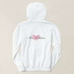 Personalisierte Hochzeitssakke für Braut Hoodie<br><div class="desc">Personalisierte Frau Hochzeit zieht die Jacke mit rosa Liebe herunter. Niedliche Bridal / Junggeselinnen-Abschied Kleidung für Braut zu sein. Eleganter Skripttext. Rustikales Herzsymbol</div>