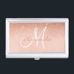 Personalisierte Hübsche Rose Gold Trendy Monogram Visitenkarten Dose<br><div class="desc">Dieses Design wurde mithilfe von digitaler Kunst erstellt und kann in dem Bereich personalisiert sein, der zur Verfügung gestellt wird, oder indem Sie den Klick wählen, um weitere Optionen anzupassen und den Namen, die Initialen oder die Wörter zu ändern. Sie können auch die Textfarbe und den Textstil ändern oder den...</div>