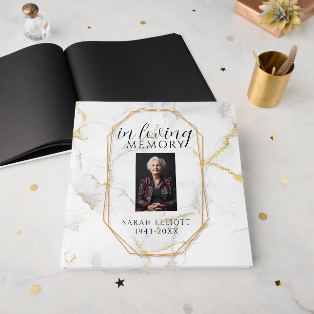 Personalisierte In Loving Memory Foto Marmor Gästebuch (Vorderseite offen)
