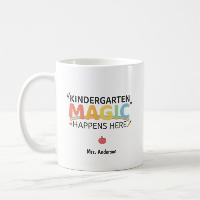 Personalisierte Kindergarten-Magie geschieht hier  Kaffeetasse (Links)