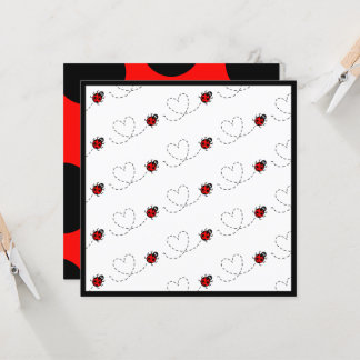 Personalisierte Ladybird Herzmuster Einladung