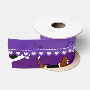 Personalisierte lila Dachshundjagdhundnamenshunde Satinband