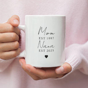 Personalisierte Mama Nana EST Jahr Tasse   Minimal
