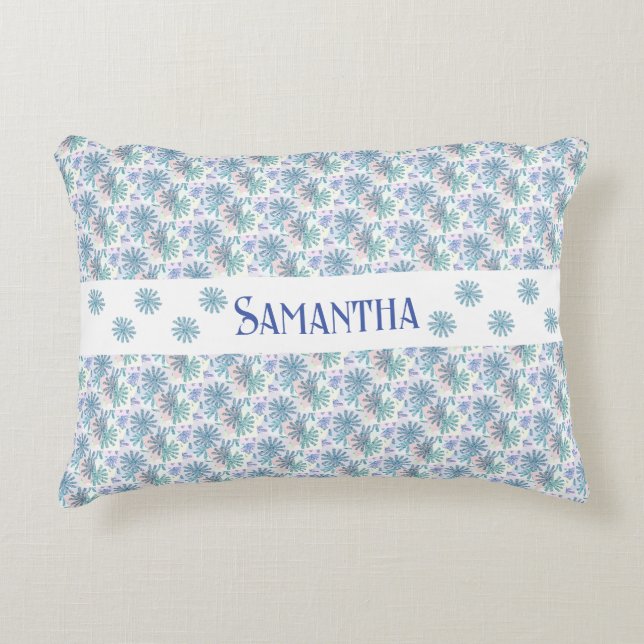 Personalisierte mehrfarbige Pastel Patchwork Daisy Dekokissen (Vorderseite)