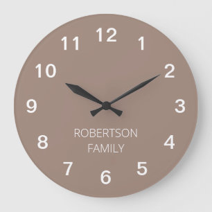 Personalisierte minimalistische taupe Wanduhr
