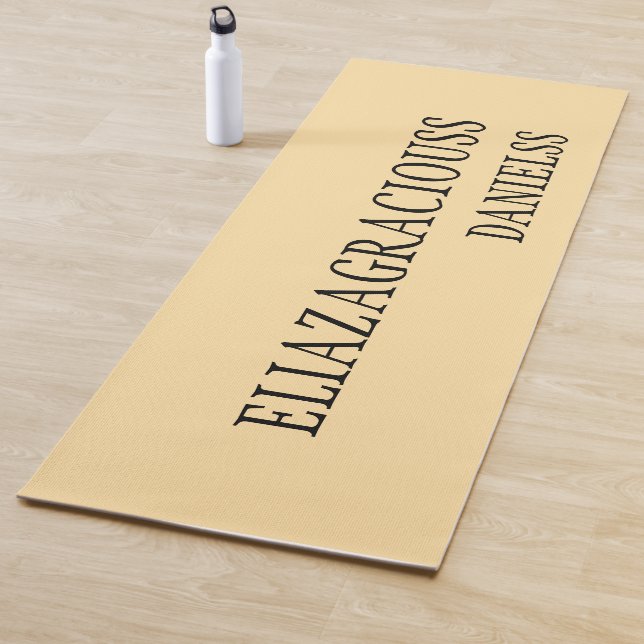 Personalisierte minimalistische Yogamatte mit süße (Beispiel)