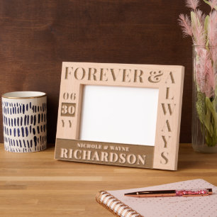 Personalisierte moderne Paare Name Hochzeitdatum G Geätzte Rahmen