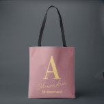 Personalisierte Monogram Bridesmaid Dusty Pink<br><div class="desc">Das ist ein einfaches, modernes, personalisiertes Monogramm-Design. Dieses stilvolle Design ist in trendigem staubrosa mit stilvoller Typografie gehalten. Es ist ideal für ein personalisiertes Geschenk für Ihre Brautjungfrau oder Trauzeugin und ideal als Brautparty bei Ihnen oder als Gastgeschenk für Ihren Junggeselinnen-Abschied. Fügen Sie einfach den Namen und den Anfangsbuchstaben Ihrer...</div>