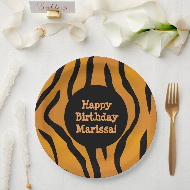 Personalisierte Monogram Wild Thing Tiger Streifen Pappteller (Hochzeit)