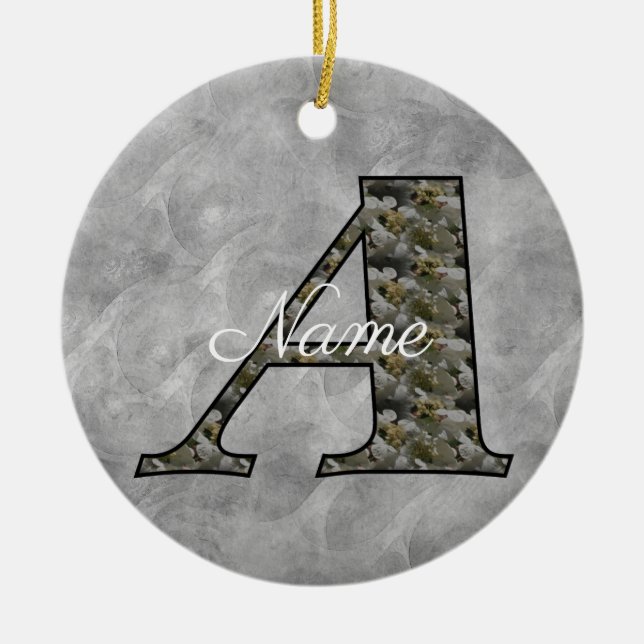 Personalisierte Monogramm-Initiale A Hortensienblu Keramik Ornament (Vorne)