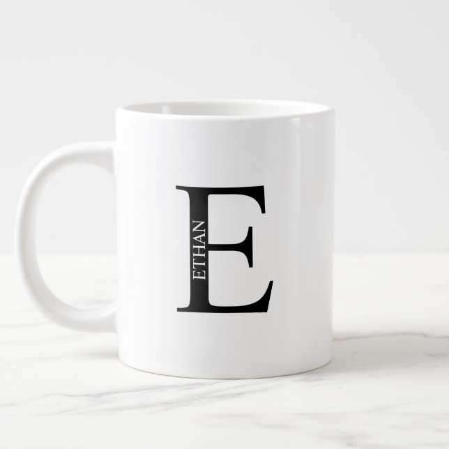 Personalisierte Monogramm und Name Giant Coffee Ta Jumbo-Tasse (Links)