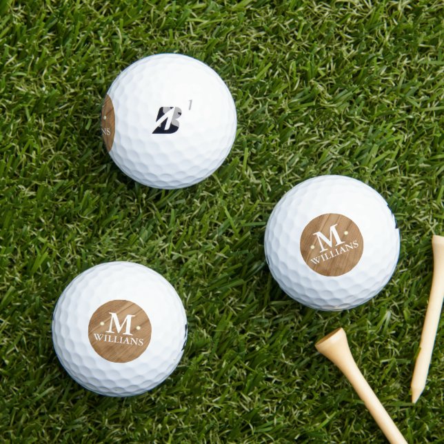 Personalisierte Monogramme Rustikales Holz Golfball (Insitu Gras)