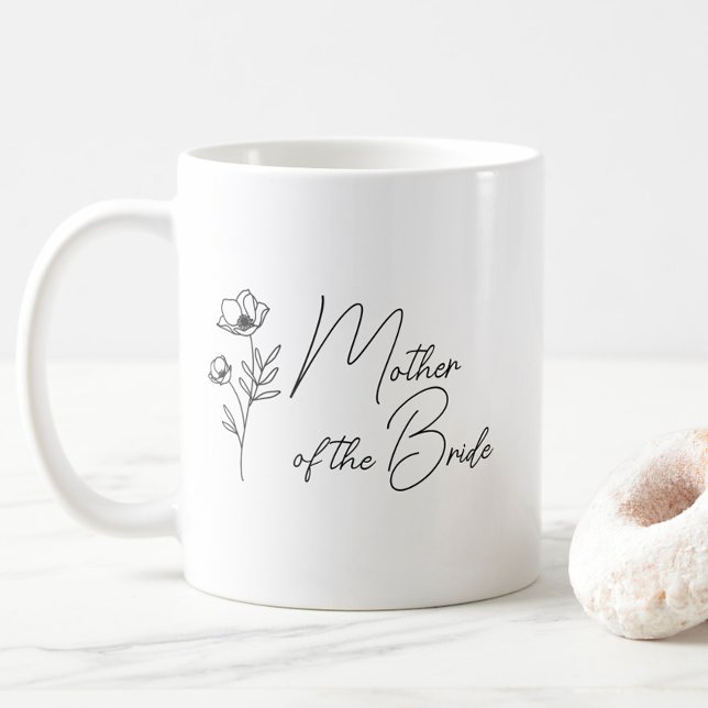 Personalisierte Mutter der Braut Kaffeetasse (Simple Floral Mother of the Bride Coffee Mug, Wildflower Mug with Name, Wedding Party Gifts)