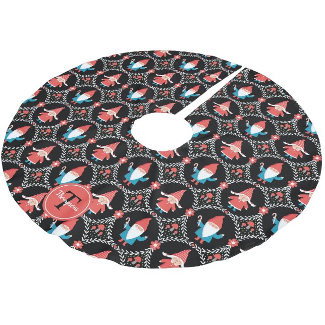 Personalisierte Niedliche Gnome Weihnachten Brushe Polyester Weihnachtsbaumdecke (Schrägansicht)