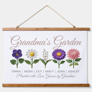 Personalisierte Oma-Häkel-Geburtsblume im Oma-Stil Wandteppich Mit Holzrahmen